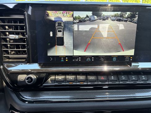 Used 2023 Chevrolet Silverado 1500 ZR2 w/ Technology Package AWD/4WD image 35