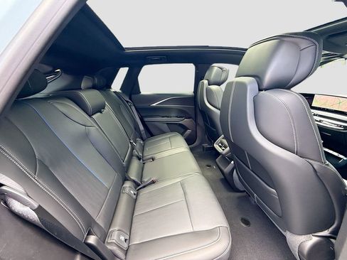 New 2025 Cadillac Lyriq Sport image 28