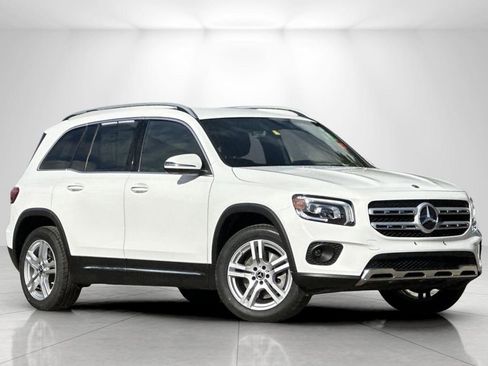 Used 2020 Mercedes-Benz GLB 250 4MATIC image 1