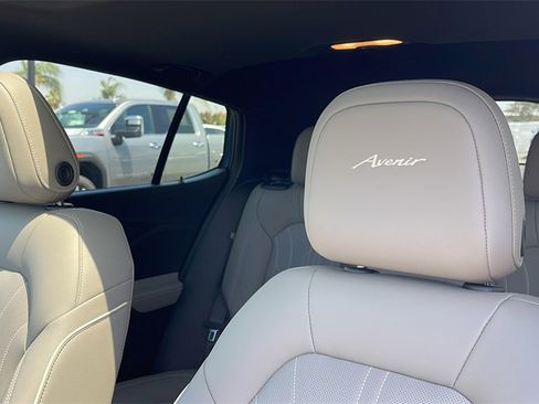 New 2025 Buick Envista Avenir image 12