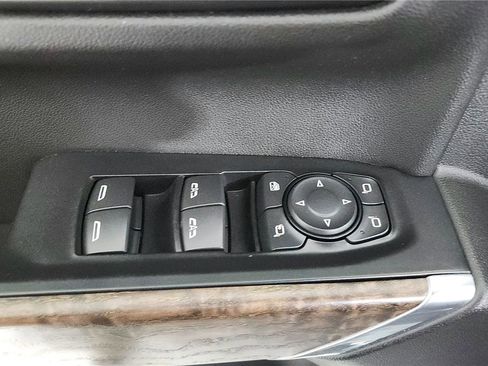 Used 2021 GMC Sierra 1500 Denali w/ Technology Package AWD/4WD image 11