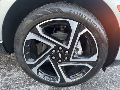 New 2026 Chevrolet Equinox EV LT w/ Convenience Package II image 9