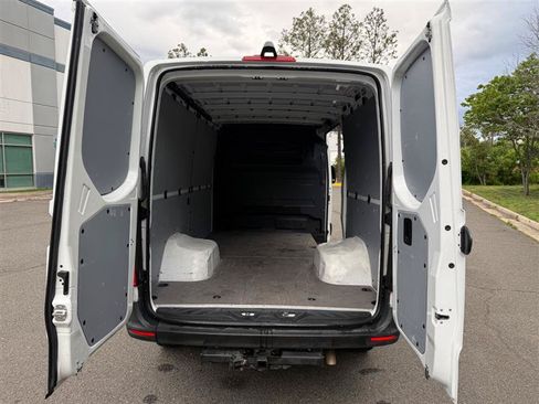Used 2019 Mercedes-Benz Sprinter 144 Cargo image 42