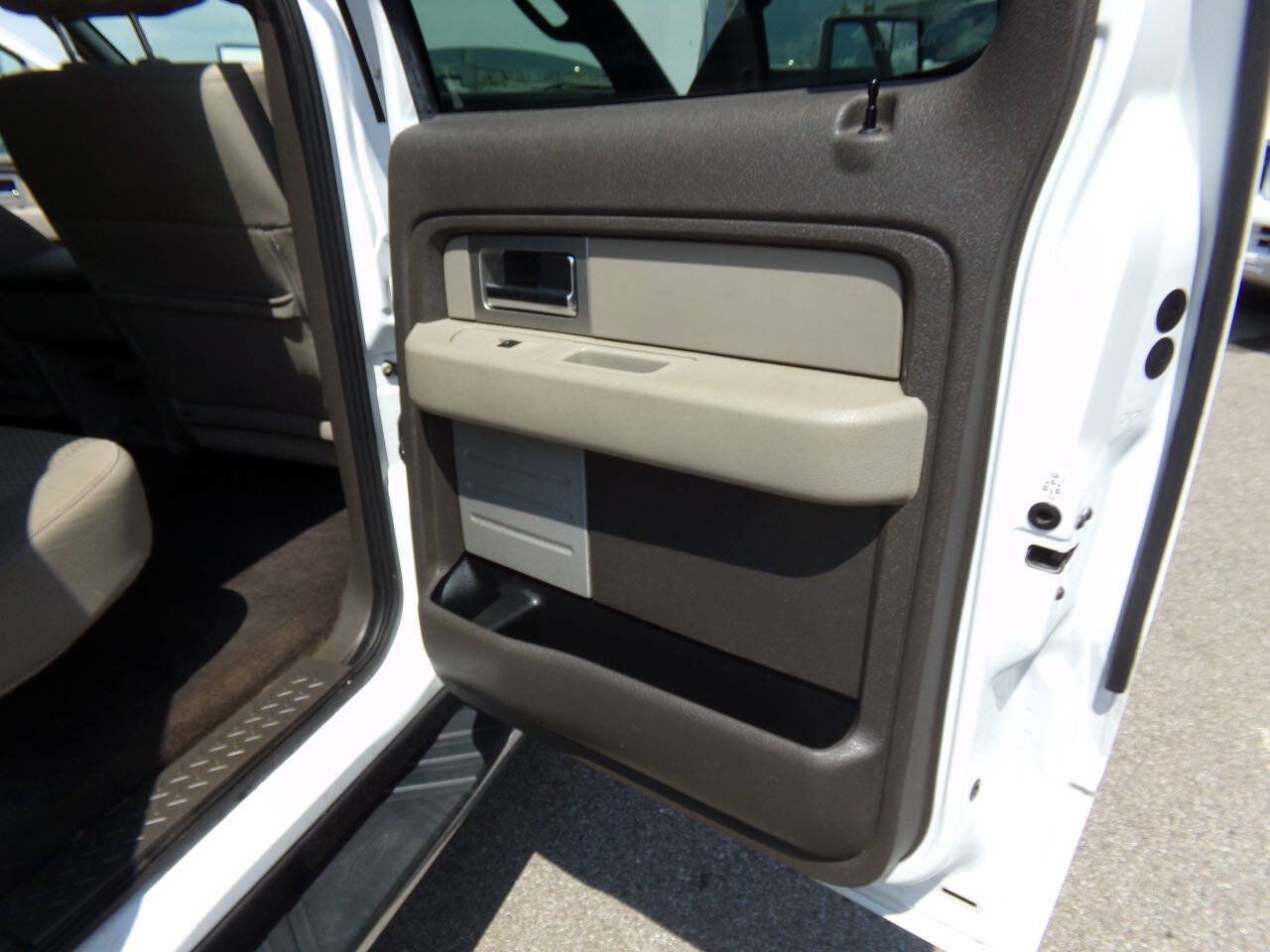 Used 2009 Ford F150 Lariat AWD/4WD image 26