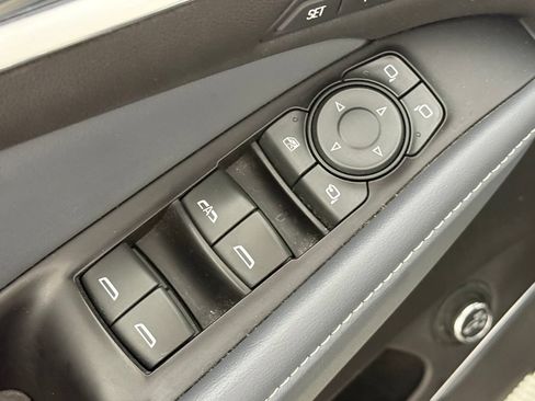 Used 2018 Buick Enclave Premium w/ Experience Buick Package AWD/4WD image 14