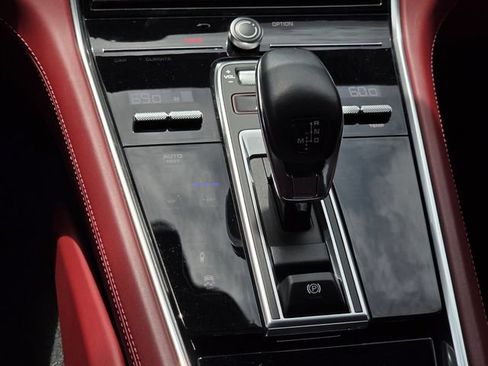 Used 2020 Porsche Panamera GTS AWD/4WD image 13