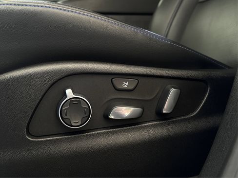 Certified 2024 Cadillac XT4 Sport FWD image 30