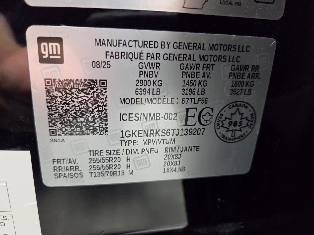 Used 2026 GMC Acadia Denali w/ LPO, Floor Liner Package AWD/4WD image 52