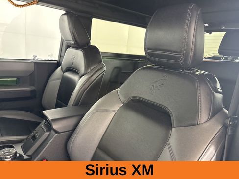 Used 2023 Ford Bronco Black Diamond image 9