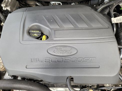 Used 2018 Ford Fusion SE w/ Fusion SE Technology Package image 30