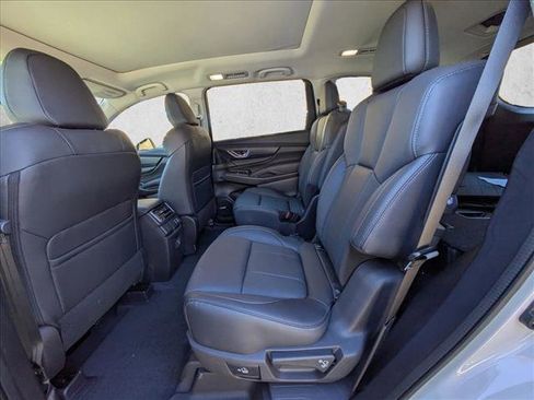 New 2025 Subaru Ascent Limited image 12