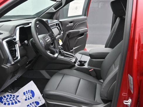 New 2026 GMC Canyon Elevation w/ Convenience Package image 17