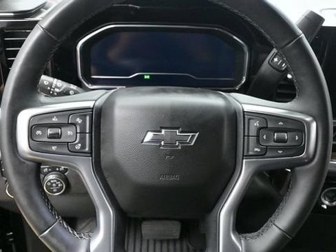 Used 2023 Chevrolet Silverado 1500 RST w/ Z71 Off-Road Package AWD/4WD image 18