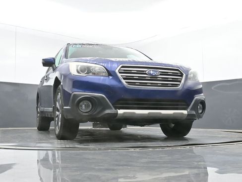 Used 2017 Subaru Outback 2.5i Touring w/ Popular Package #5A image 44