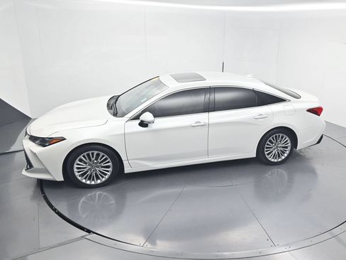 Used 2022 Toyota Avalon Limited w/ Advanced Safety Package FWD image 62