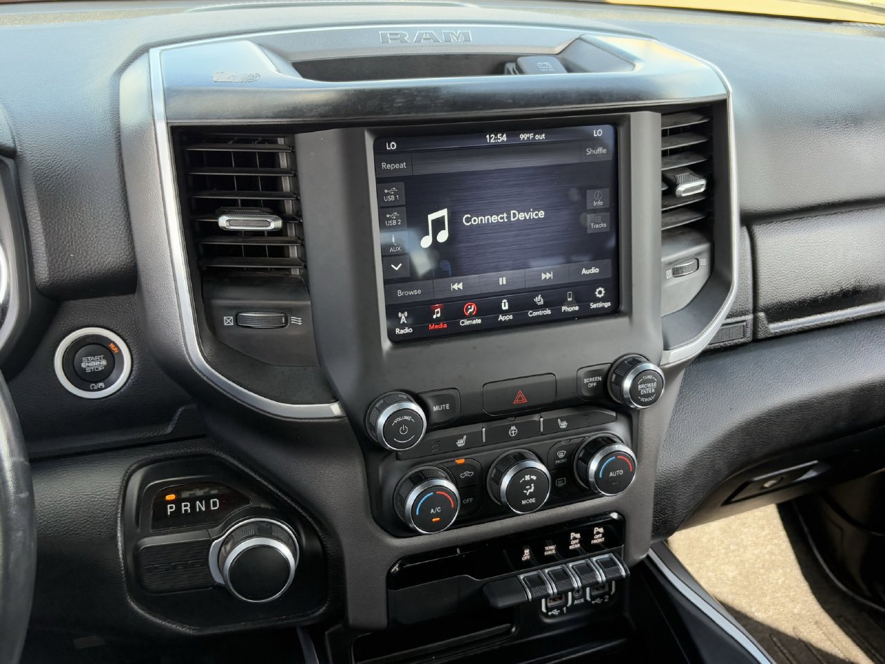 Used 2021 RAM 1500 2WD Crew Cab image 20