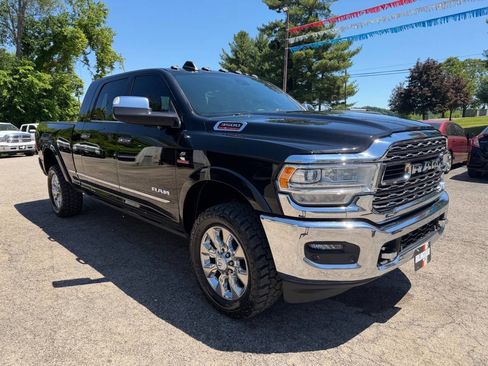 Used 2021 RAM 3500 Limited w/ Towing Technology Group AWD/4WD image 3