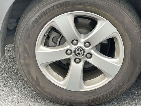 Used 2020 Toyota Sienna LE image 12