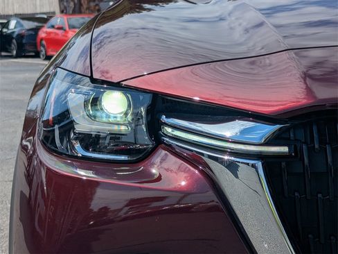 Used 2024 MAZDA CX-90 Plug-In Hybrid w/ Premium Pkg image 28