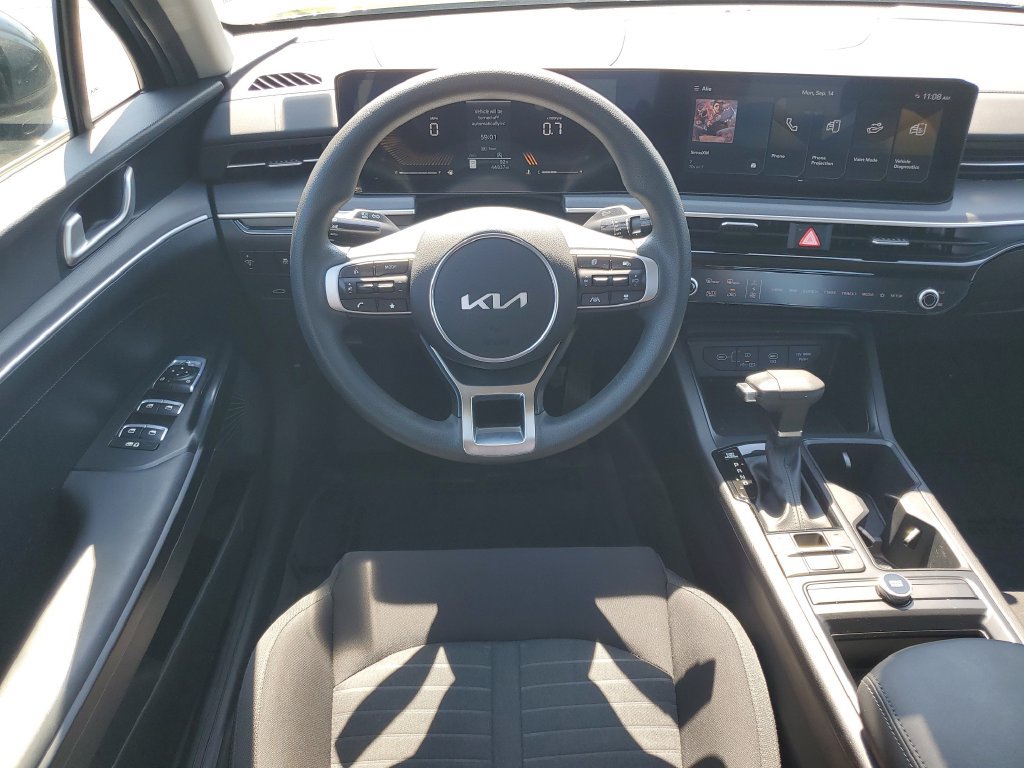 Used 2025 Kia K5 LXS FWD image 26