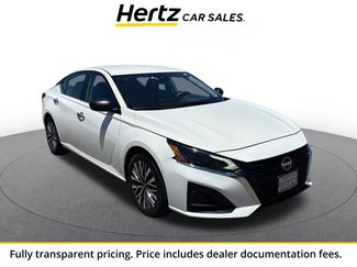 Used 2025 Nissan Altima 2.5 SV FWD video 1