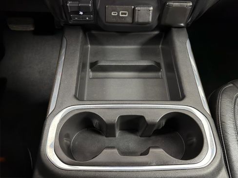 Used 2020 Chevrolet Silverado 1500 LT Trail Boss image 23