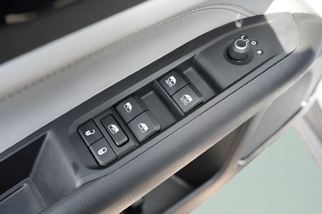 Used 2024 Jeep Compass Limited AWD/4WD image 22