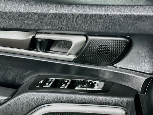 Used 2025 Kia Telluride S FWD image 15
