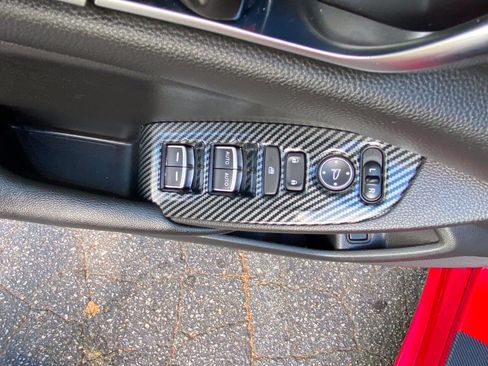 Used 2021 Honda Accord Sport image 15