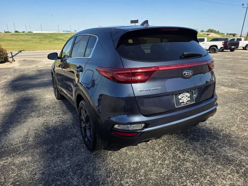 Used 2022 Kia Sportage LX w/ LX FWD Value Edition Package image 5