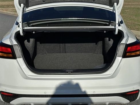 Certified 2025 Nissan Altima 2.5 S image 19