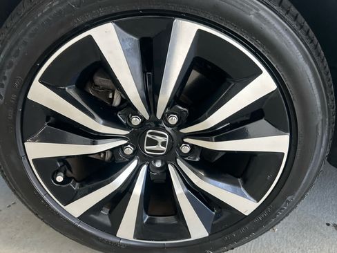 Used 2024 Honda Civic EX image 20