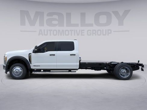 New 2026 Ford F450 XL w/ XL Chrome Package AWD/4WD image 3