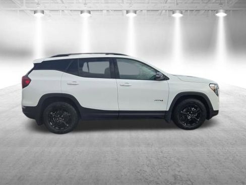 Used 2024 GMC Terrain AT4 w/ Infotainment Package II image 11