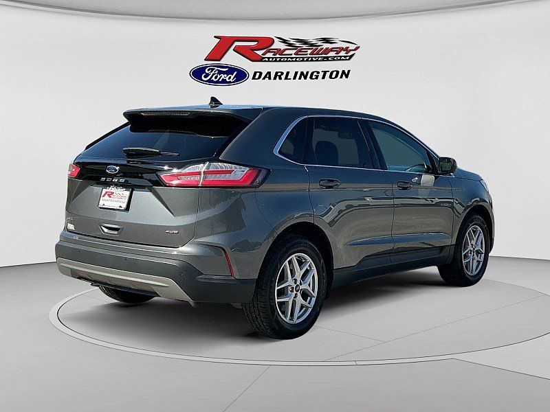 Used 2024 Ford Edge SEL AWD/4WD image 5