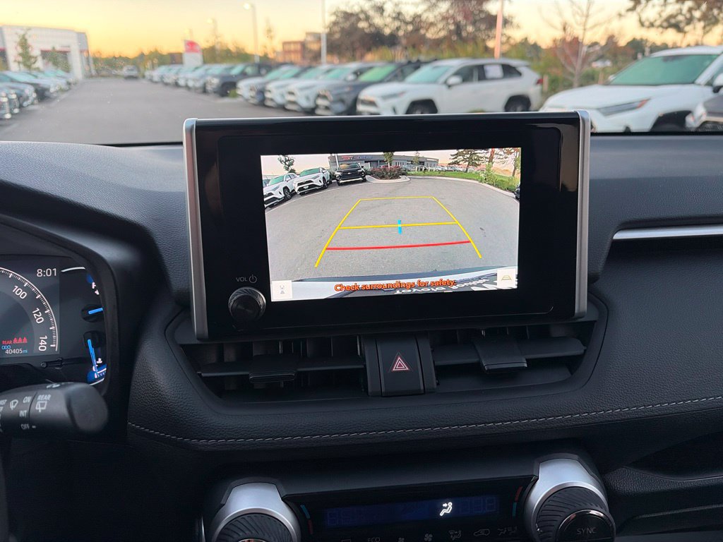 Used 2025 Toyota RAV4 LE AWD/4WD image 27