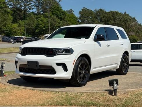 Used 2025 Dodge Durango GT image 3