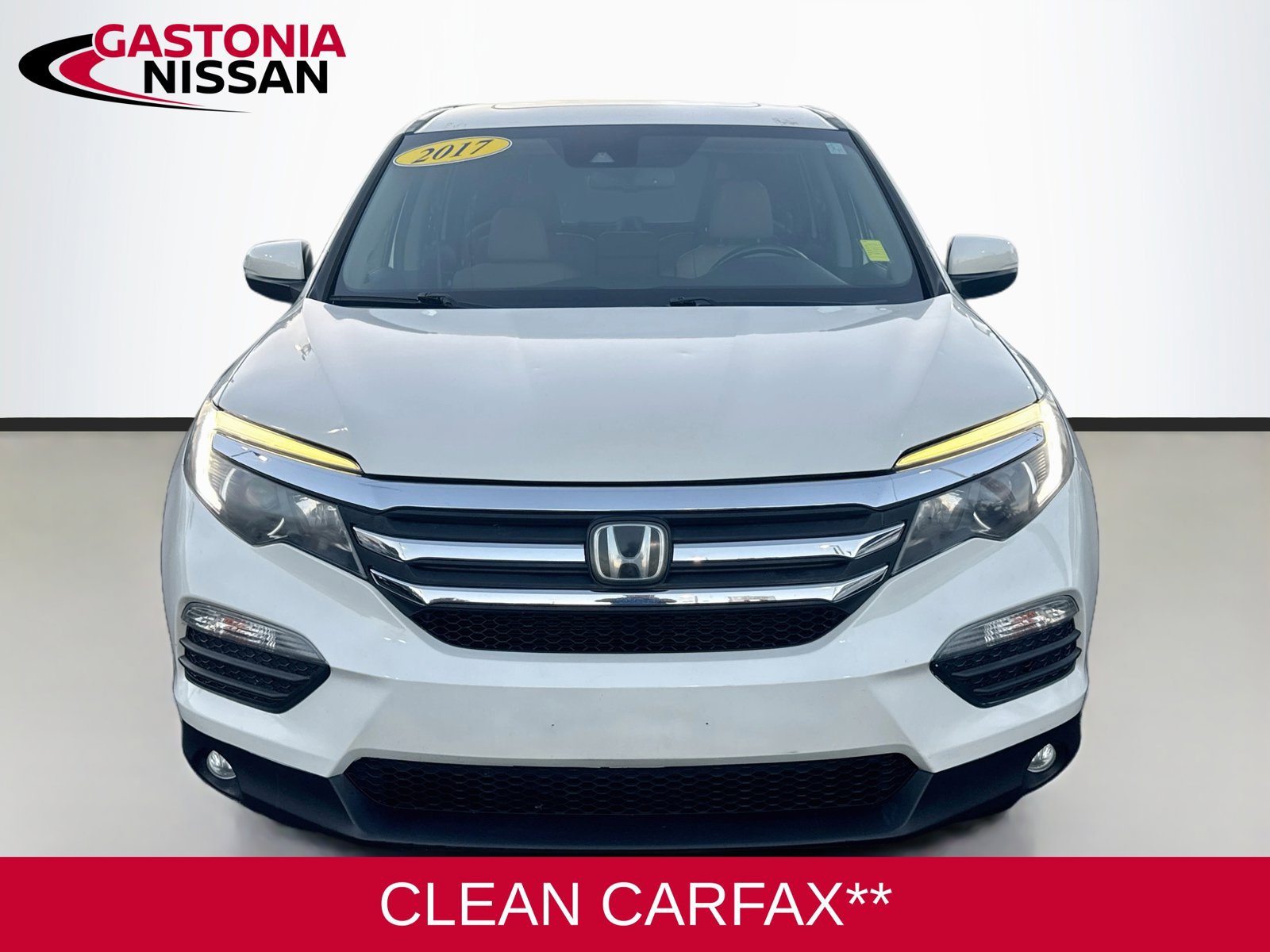 Used 2017 Honda Pilot EX-L image 2