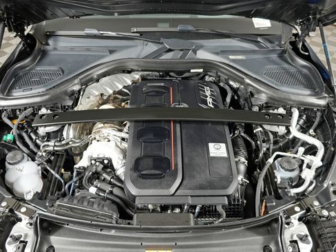 Used 2025 Mercedes-Benz GLC 63 AMG S image 32