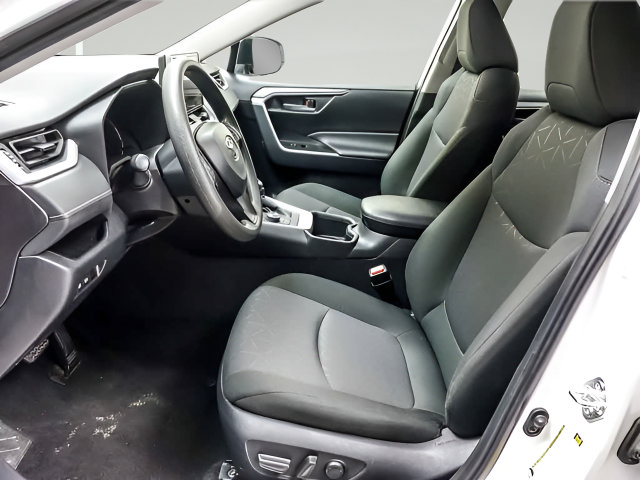 Certified 2025 Toyota RAV4 XLE AWD/4WD image 8