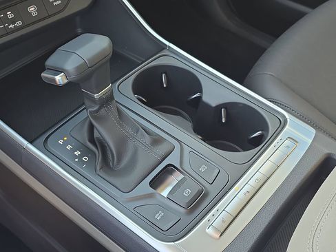 New 2026 Kia Carnival FWD image 25