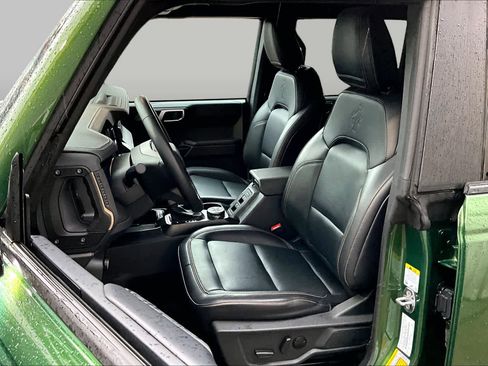 Certified 2025 Ford Bronco Badlands AWD/4WD image 8