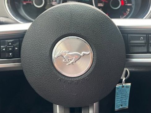 Used 2013 Ford Mustang 2dr Cpe V6 image 27