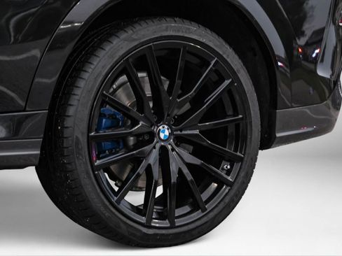 Used 2022 BMW X6 M50i w/ Parking Assistance Package image 82