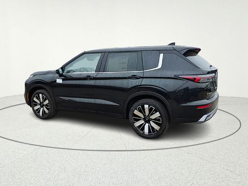 New 2026 Mitsubishi Outlander SE FWD image 4