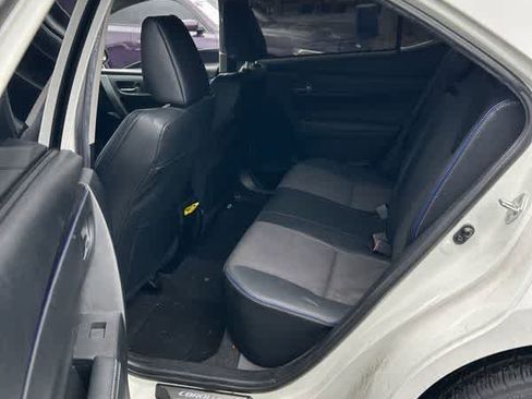 Used 2019 Toyota Corolla SE image 15