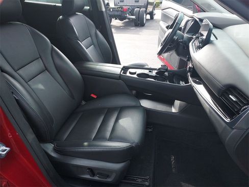 Certified 2022 Nissan Rogue SL w/ SL Premium Package image 31