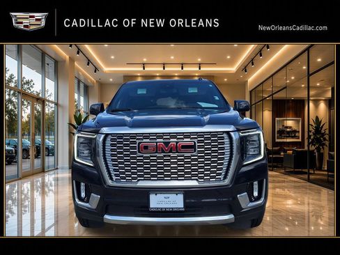 Used 2023 GMC Yukon Denali AWD/4WD image 9