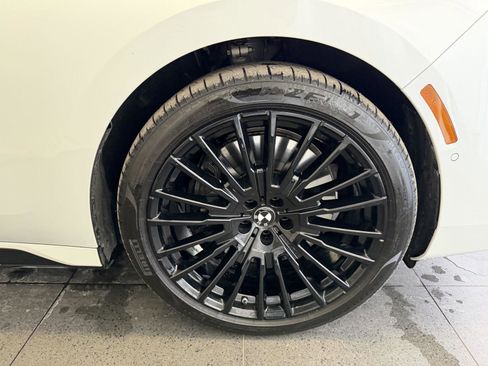Used 2025 BMW 740i xDrive image 13