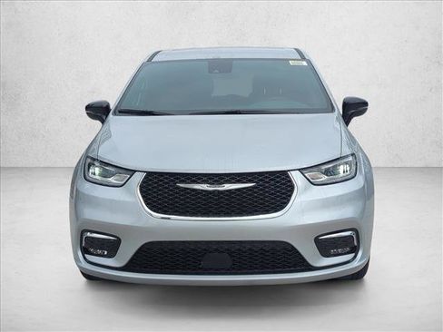New 2026 Chrysler Pacifica Select FWD image 6